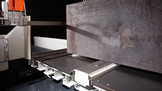 Robuste KASTOhba U Säge für Baustähle, rostfreie Stähle, Werkzeugstähle und schwer zerspanbare Werkstoffe