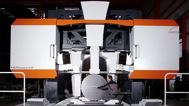 KASTOmaxcut A 20 high-performance gantry bandsaw for extreme material dimensions up to 2060 x 2060 mm