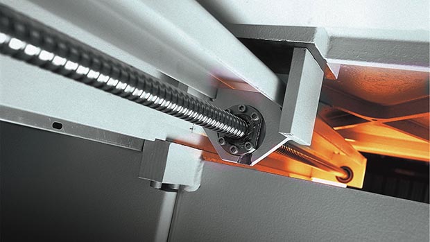 KASTOvertical – scie verticale universelle pour aciers de construction, inox, aciers à outils et alliages spéciaux