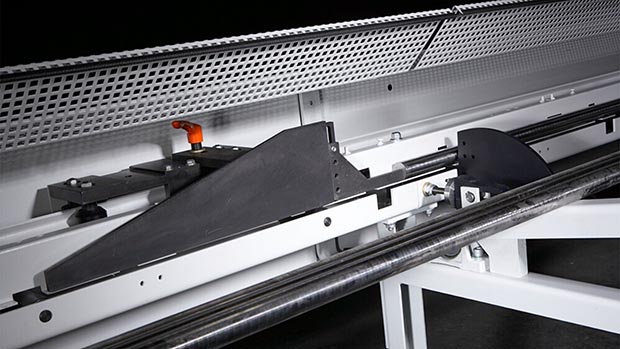 KASTOwa M 9 automatic circular saw for precise series sections of non-ferrous metals, efficient and reliable