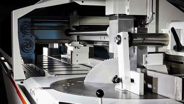 KASTOflex A automatic circular saw for metal, precise straight and miter cuts of construction steels and stainless steels