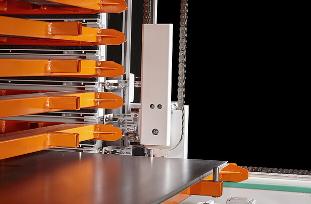 KASTOecostore Sheet – the compact tower storage system for all sheet materials. Maximum storage density in minimal space – ergonomic, safe and efficient – your steel-built space miracle.