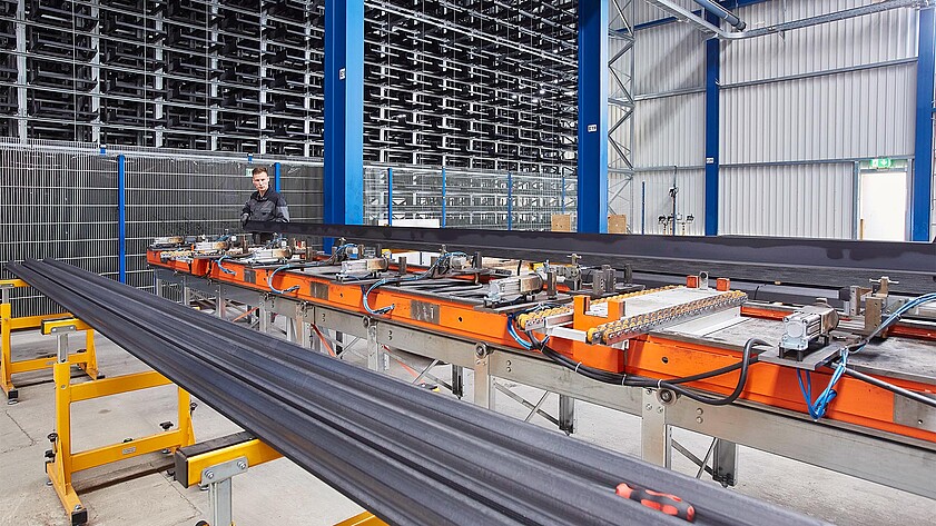 Automatisierte KASTO Sägelinie mit Materialzuführung für Stabstahl