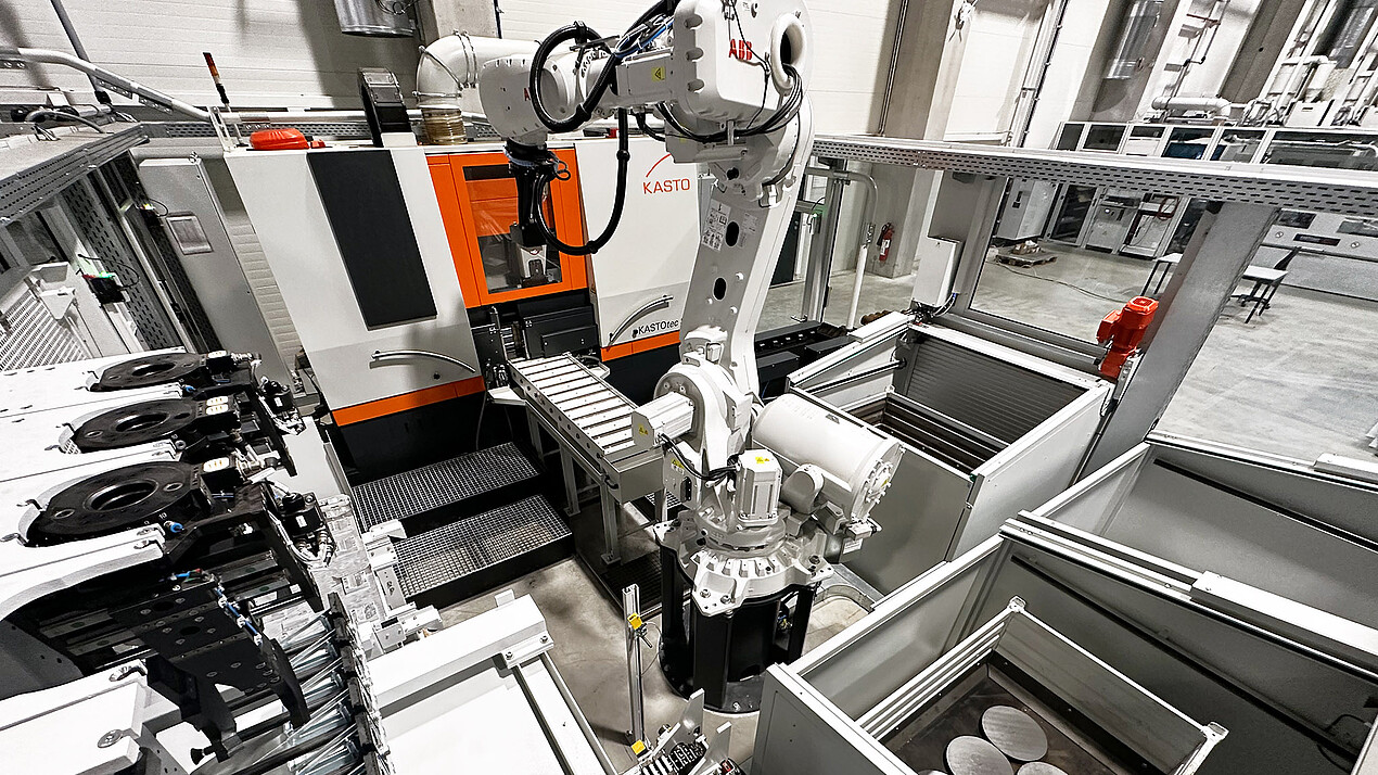 Materialhandling bei KASTO für Langgut und Blech