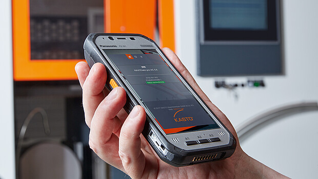 Unterstützung im Automatikbetrieb: Artikel, Abschnittlänge, Stückzahl sowie Vorschub- und Schnittgeschwindigkeit jederzeit sichtbar.